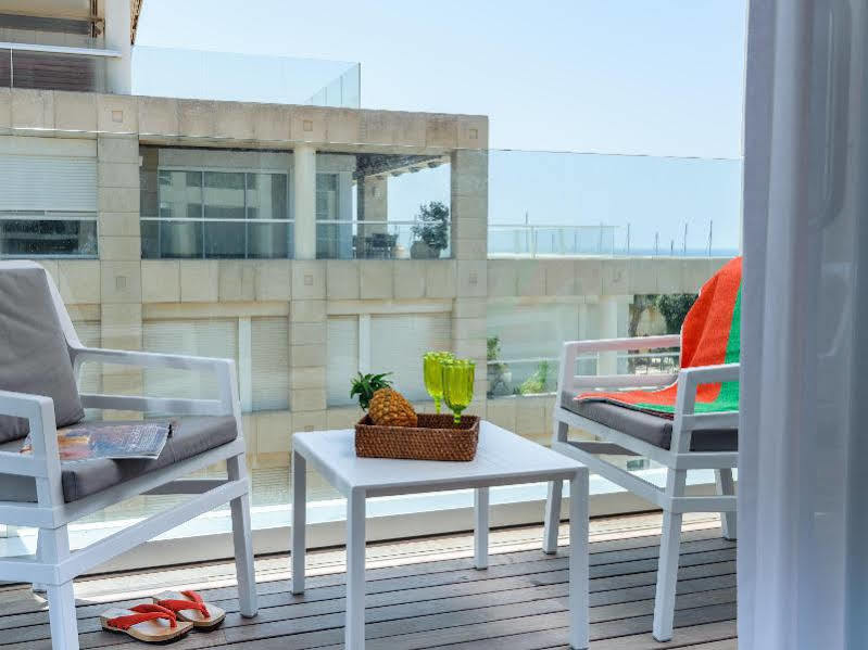 Herods Herzliya Hotel By The Beach Esterno foto